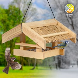 Holz Vogelhaus Torshavn mit Schilfdach und zwei Vögeln, zum Aufhängen.