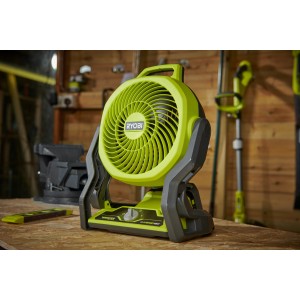 Ryobi Akku-Ventilator One+ RF18-0, 18V, grün/grau, mit drehbarem Kopf für flexible Luftzirkulation.