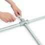 Kreuzstück für Stahlrohr (Ø 2,7 cm) wird mit Inbusschlüssel montiert. Silber verzinkt, für Möbelbau.