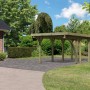 Karibu Einzelcarport Classic aus Holz mit PVC Dachplatten im Garten.