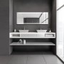 DSK Design LED-Lichtspiegel Silver Conde, 160x60 cm, im modernen Badezimmer mit Doppelwaschbecken.