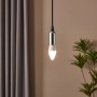 Eglo E14 LED Leuchtmittel in Kerzenform, 7,5 W, warmweißes Licht.