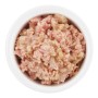 Lucky Lou Katzen-Nassfutter Thunfisch & Hühnchen in Jelly, serviert in einer weißen Schale.
