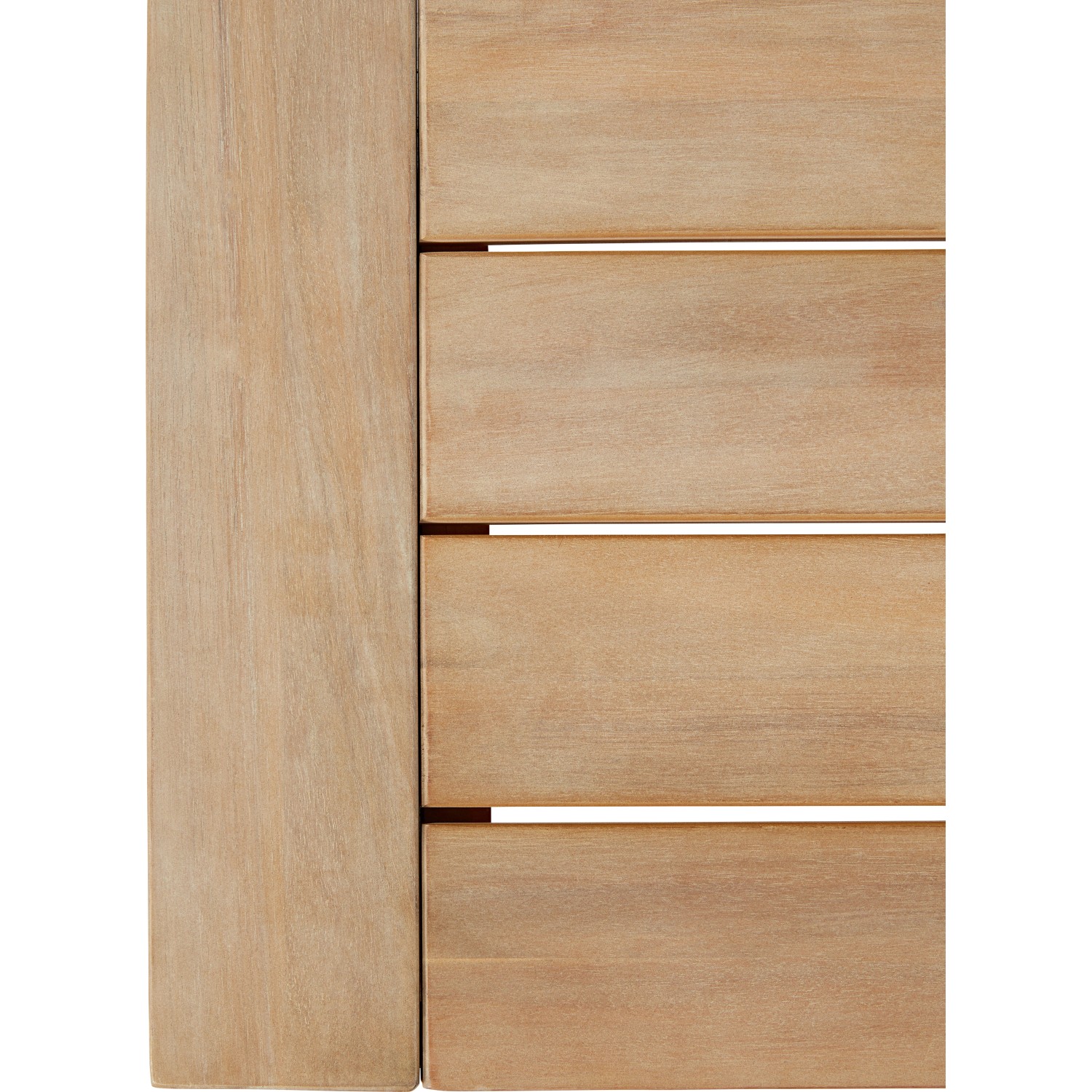 Detailansicht des Akazienholz-Tisches vom Lounge-Set Morenci. Gartenmöbel mit warmer Holzoptik.