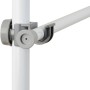 Detailaufnahme: Weiße Stange des Wenko Teleskop-Garderobensystems Herkules Basic mit grauen Verbindungselementen.