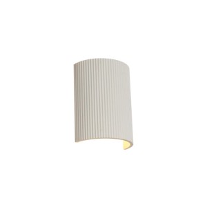 Beige ovale QAZQA Plaster Wandleuchte mit Rippenstruktur und Up-Down-Lichteffekt für Innenbereiche.