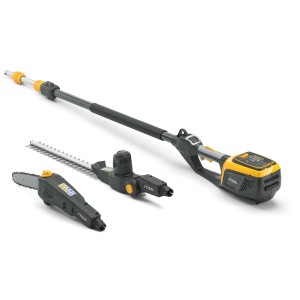 Stiga Akku-Multitool MT 500e mit Heckenscheren- und Hochentaster-Aufsatz, Akku und Ladegerät.