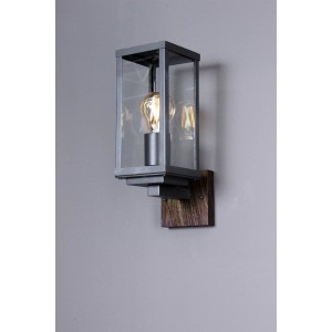 Klassische Eco-Light Außenwandleuchte Karo in Holzoptik mit E27 Fassung.