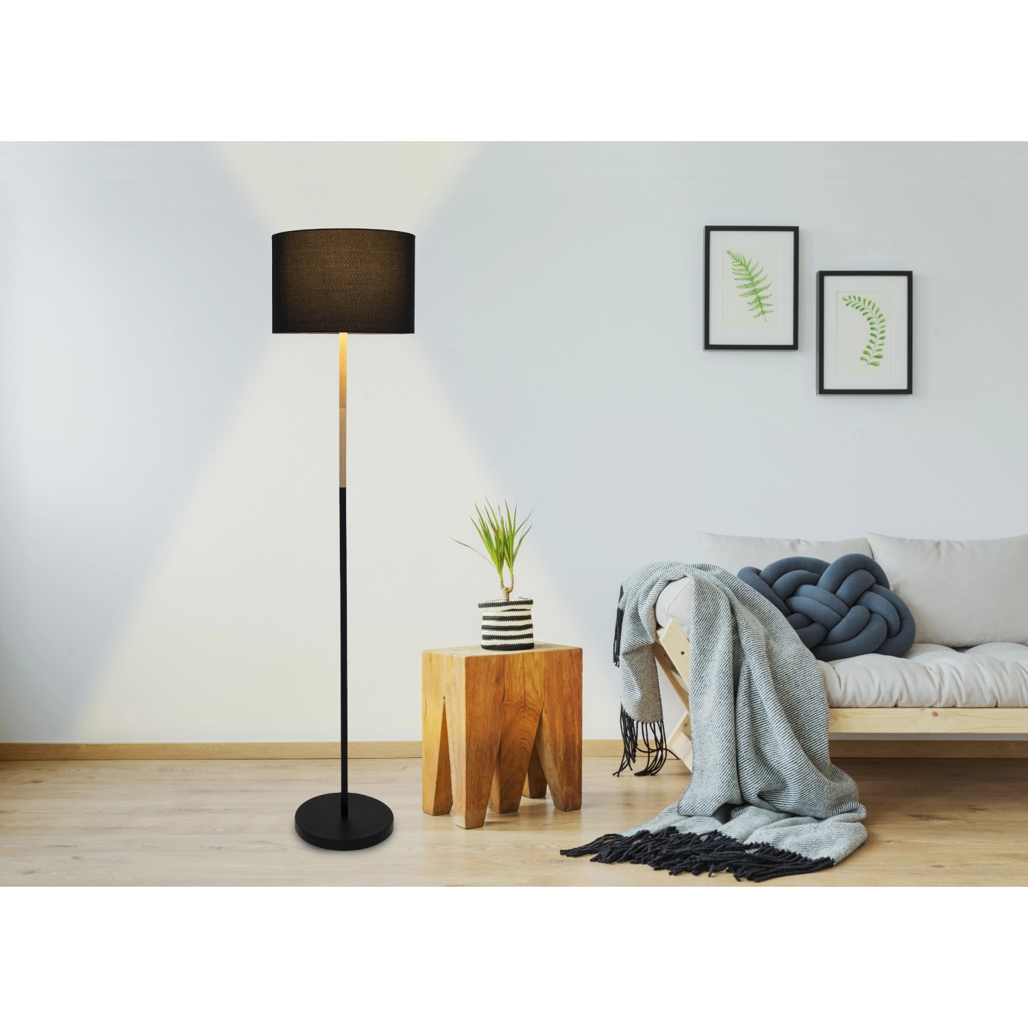 Näve Stehleuchte Tessile Schwarz Textil 150 cm