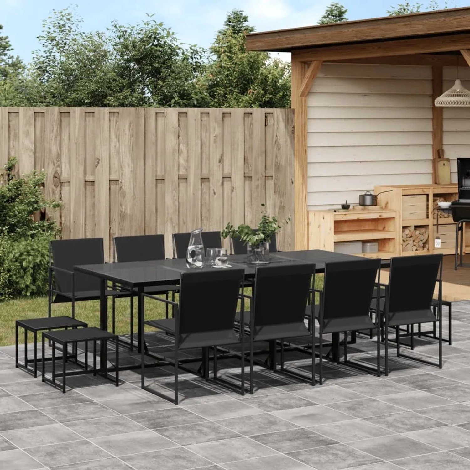 Schwarze 13-tlg. Garten-Essgruppe mit Textilene-Stühlen und Glas-Tisch für Garten, Terrasse.