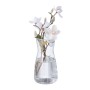 Transparente Relaxdays Blumenvase aus Glas, 20 cm hoch, mit weißen Blüten.