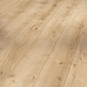 Parador Designboden Modular One Eiche Pure Hell, helle Holzoptik für Wohnräume.