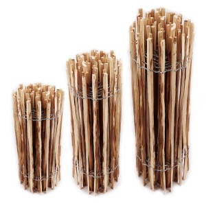 Aquagart Staketenzaun aus Haselnussholz in drei verschiedenen Höhen als Gartenzaun.