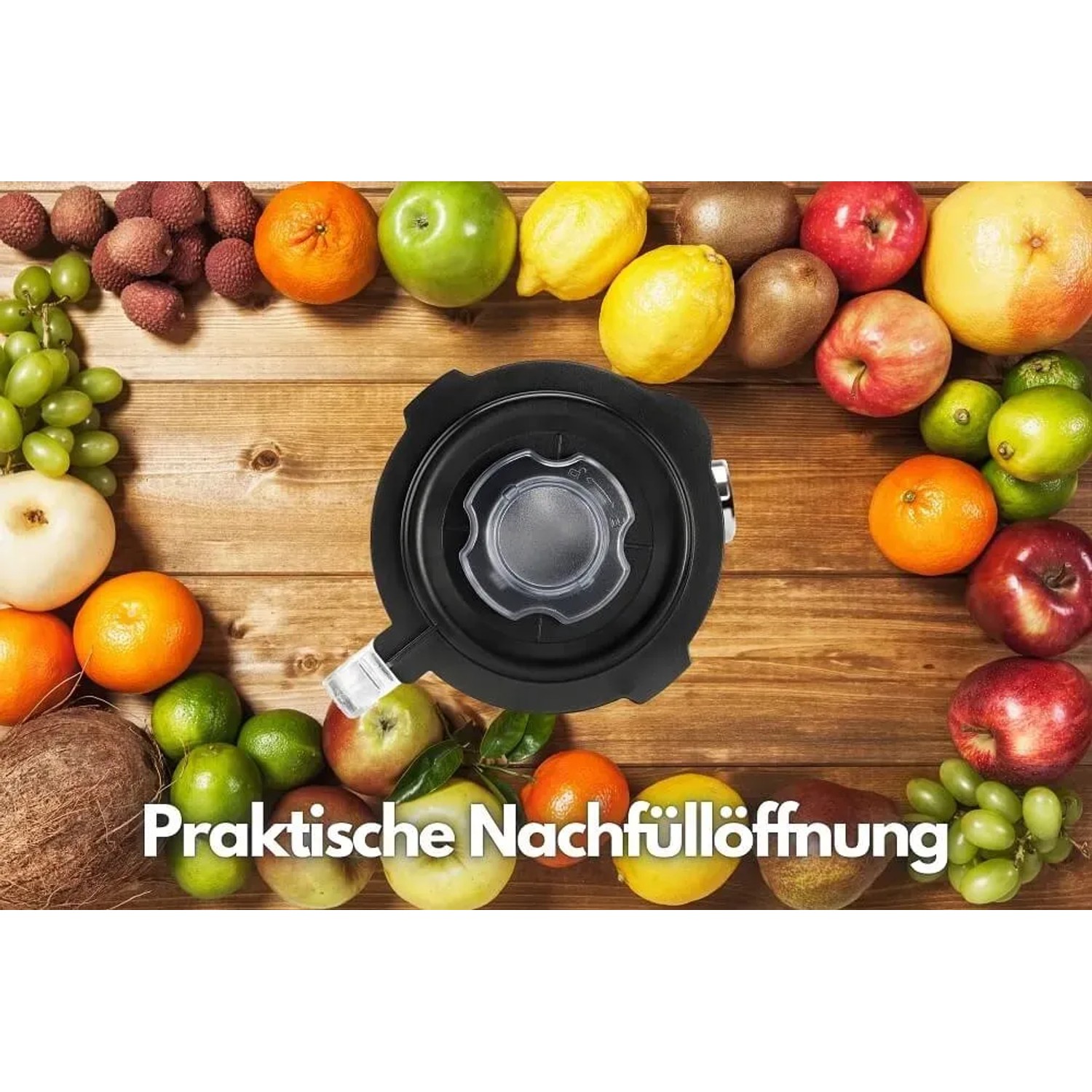 Deckel mit Nachfüllöffnung des Steinborg SB-7020 Standmixers, umgeben von frischem Obst.