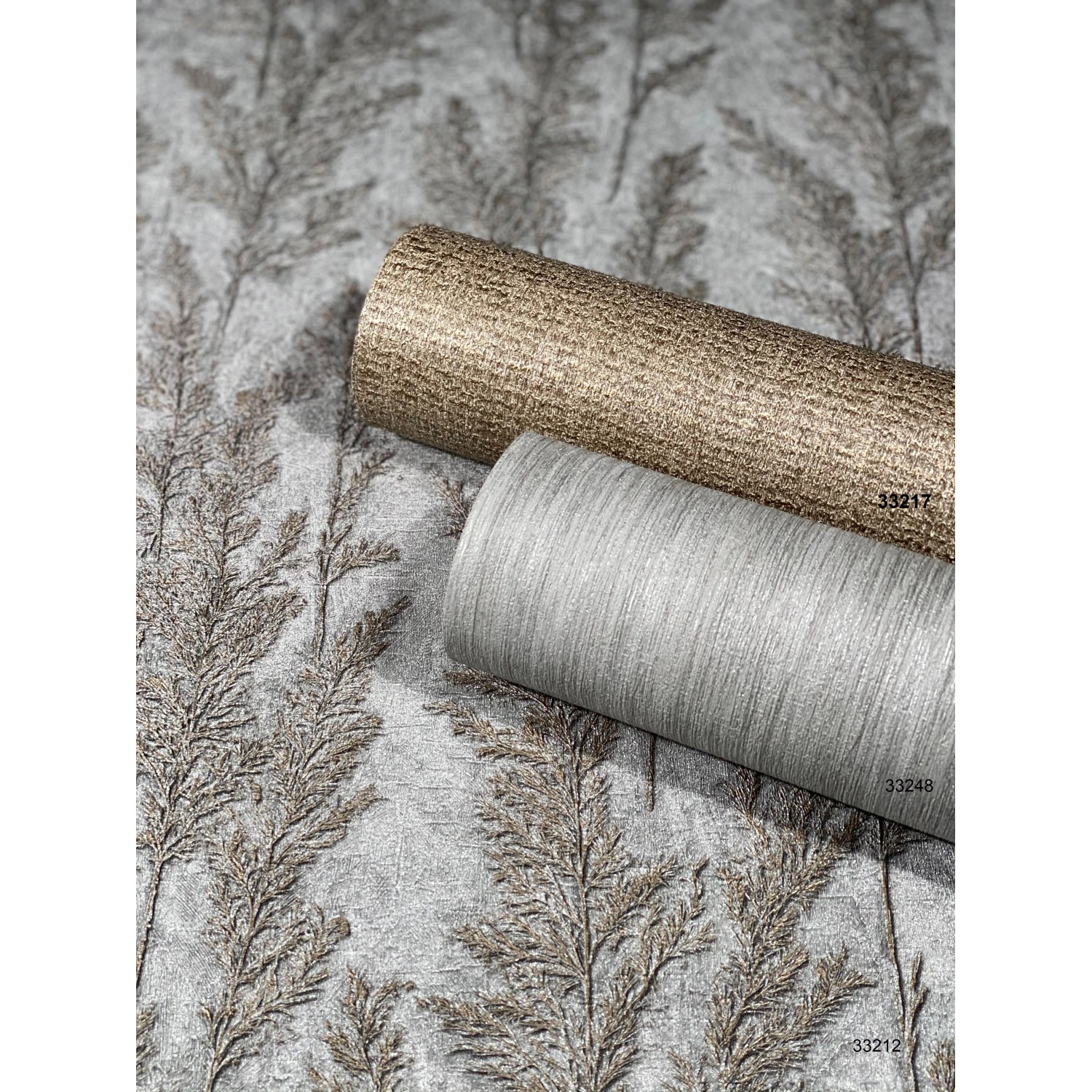 Marburg Vliestapete Natural Opulence Floral Silber: Rollen mit floralem Muster.