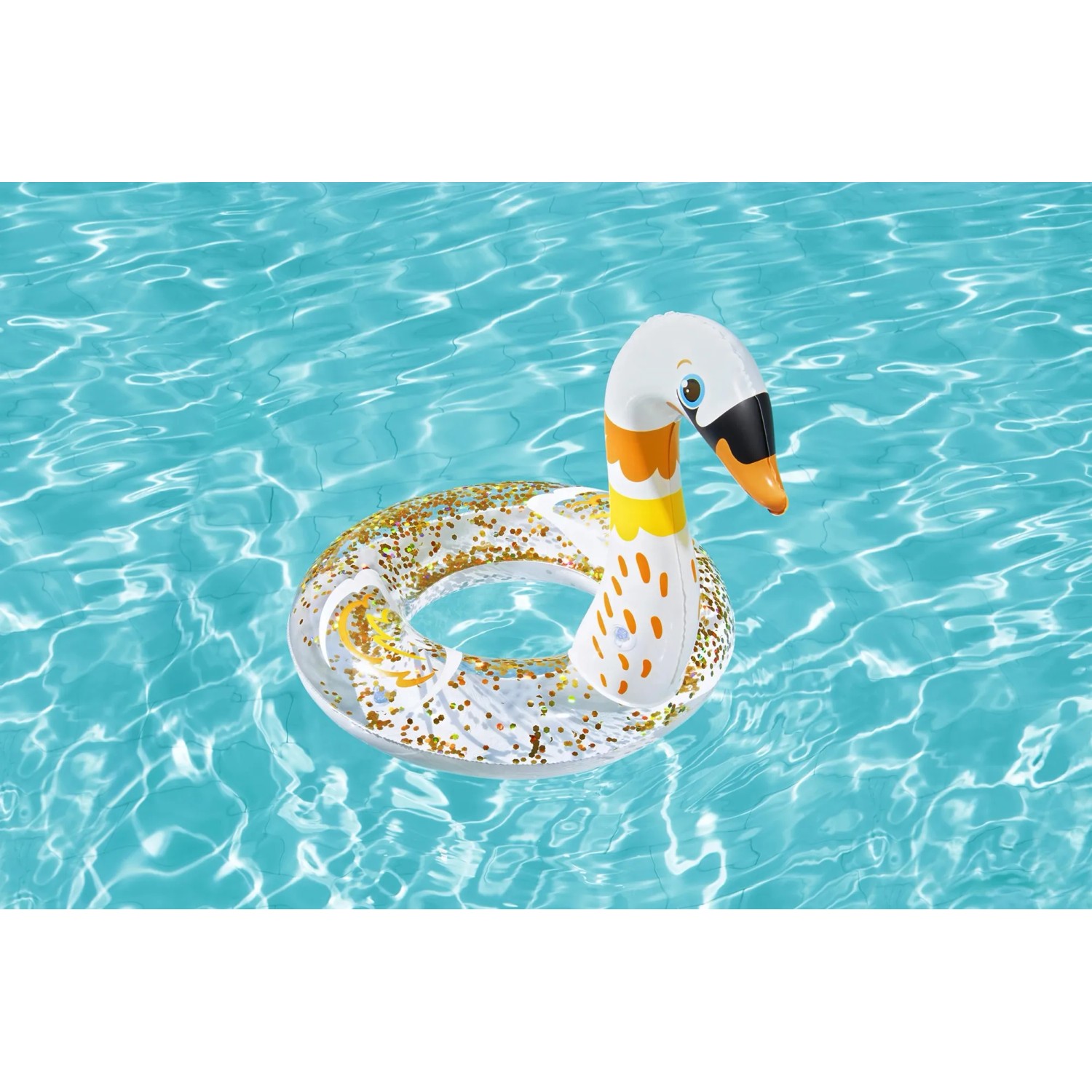 Glitzernder Bestway Schwimmring mit Schwan-Motiv im Wasser.