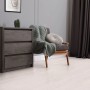 ML-Design Vinylboden Weiß Eiche, selbstklebend, 16 Dielen. PVC Bodenbelag im Wohnraum.