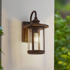 Braune Lindby Außenwandleuchte Zayn im Retro-Stil mit E27 Fassung für Terrasse und Garten.