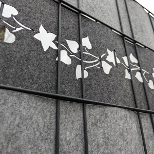 zaunzu Sichtschutz Vlies Floral2, Einzelstreifen in Schwarzgrau für Doppelstabmattenzaun.