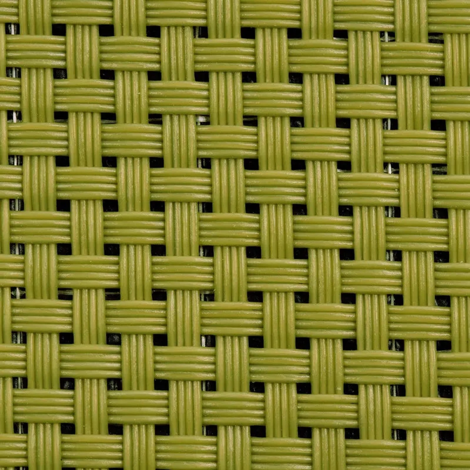 Detailaufnahme: Wetterfester, grüner Outdoor Teppich Aversa im Flechtmuster für Terrasse und Garten.