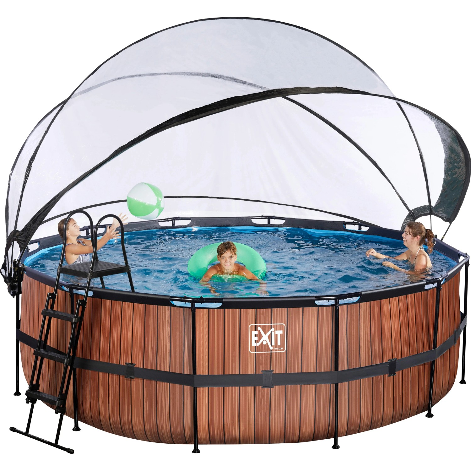 EXIT Wood Pool, braun, ø 427 cm mit Sandfilterpumpe, Abdeckung und spielenden Kindern.
