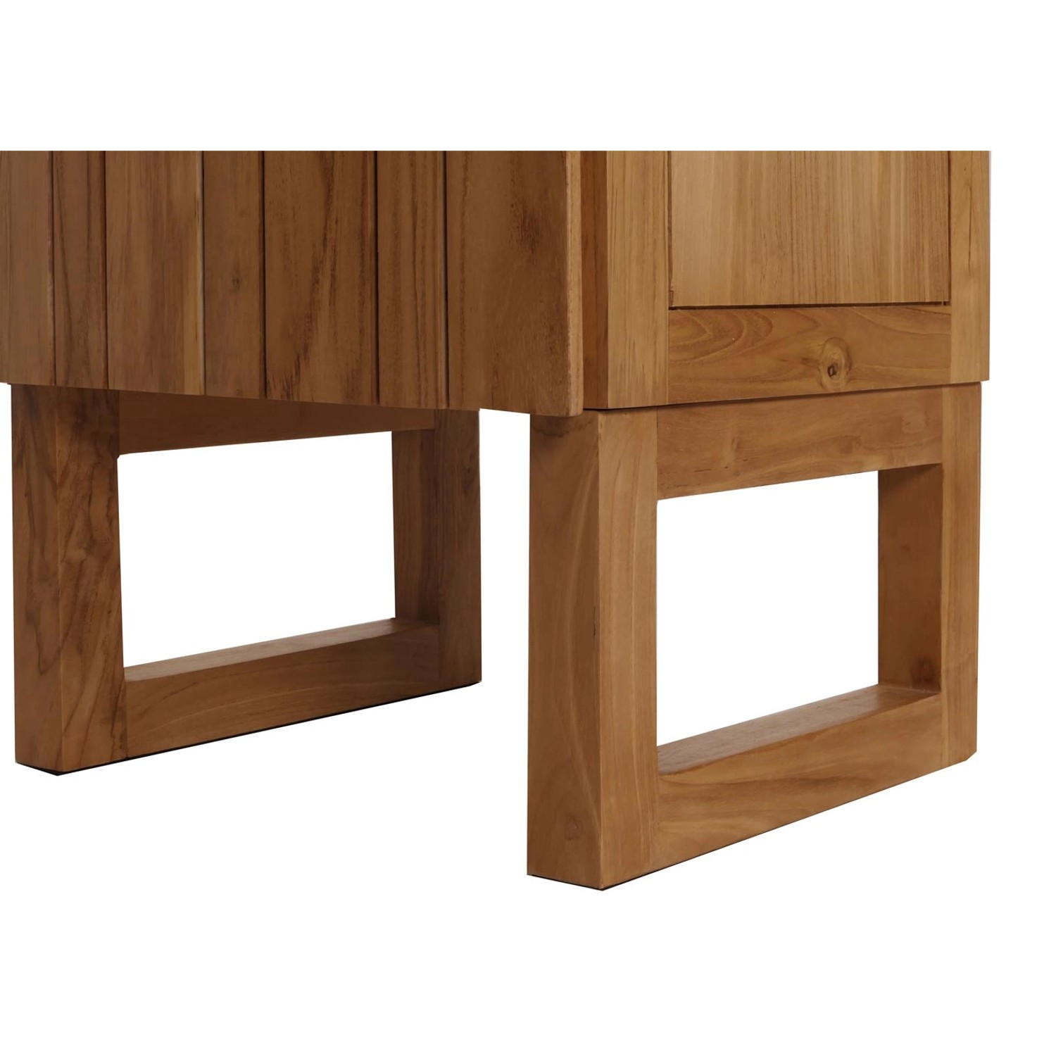 Detailaufnahme: MCW Teak Hochschrank M72 mit 2 Türen und 6 Fächern. Bad-Einbauschrank aus Teakholz.