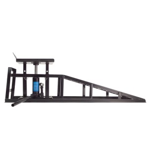 Hydraulischer Auffahrbock von TRUTZHOLM, höhenverstellbare Rampe für Pkw und Kfz.