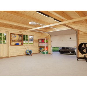 Innenansicht: Palmako Holzgarage Roger mit Sektionaltor, naturbelassenes Fichtenholz.