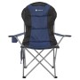 Dunkelblauer Juskys Campingstuhl Lido mit Getränkehalter und Tragetasche.