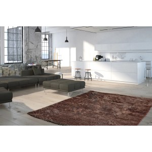 Hochflor Teppich Aveiro 660 in Taupe, 80x150 cm, im modernen Wohnzimmer.