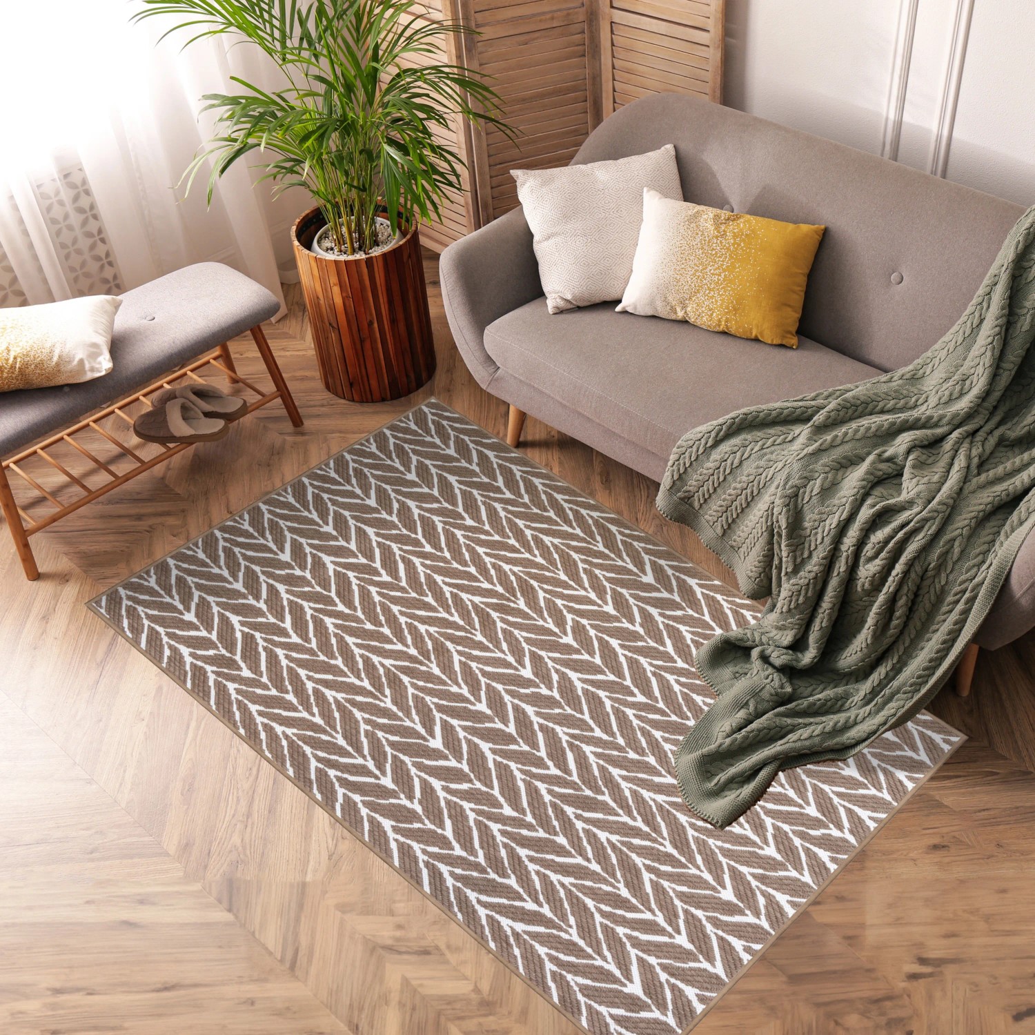 Primaflor In- & Outdoorteppich Reverso Knitted Joy Braun, 160x220cm, mit Zickzackmuster im Wohnzimmer.