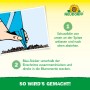 Anwendung der Neudorff Blau-Sticker Insektenfalle: Schutzfolie abziehen und in die Erde stecken.
