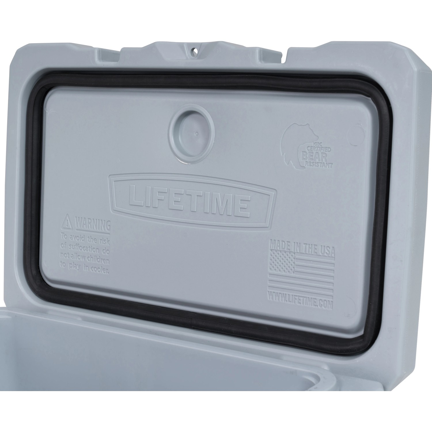 Graue Lifetime Kühlbox (26,5L) mit geöffnetem Deckel, Details wie Dichtung und Logo sichtbar.