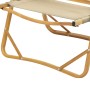 Detailansicht: Beige Jawinio Campingstuhl mit Holzarmlehnen und Aluminiumgestell.