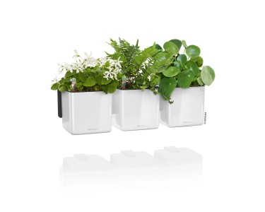 4x Metall-Hängetöpfe 24 Cm – Weiß, Mit Drainage, Für Balkon, Zaun & Wand (Boho-Style)