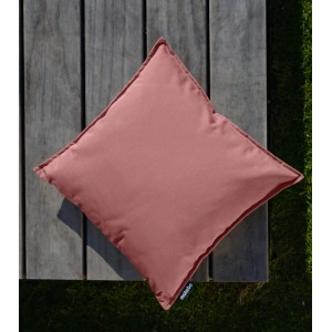 mokebo Outdoor Kissen 'Die Auszeit' im 2er-Set, 45x45cm, Koralle. Wetterfestes Sofakissen für Garten & Balkon.