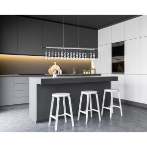 Graue Näve LED-Pendelleuchte Nobilis (ca. 100 cm) über einer Kücheninsel mit Barhockern.