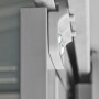 Detailaufnahme: Schiebetür-Mechanismus des Globel Metall-Gerätehauses.