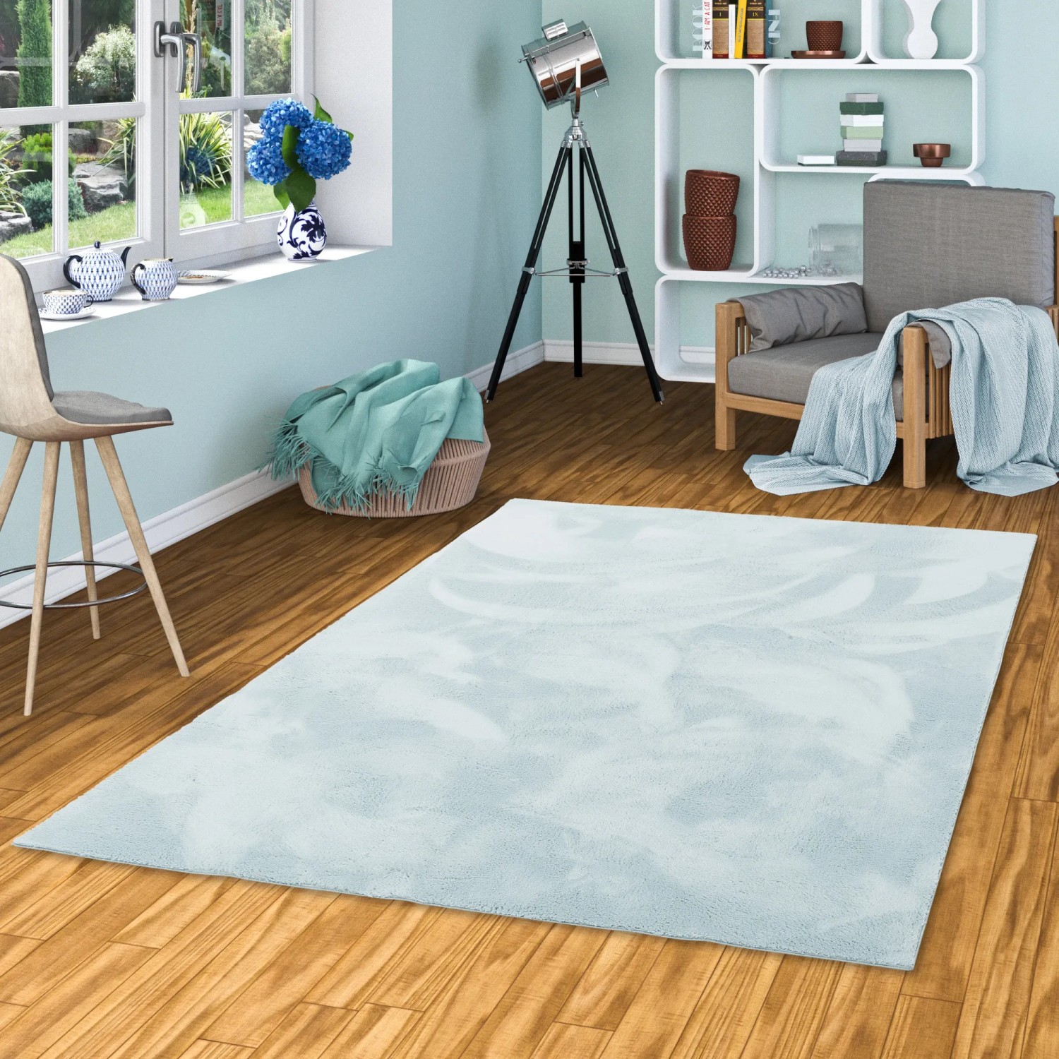 Blauer Pergamon Luxus Fellteppich (80x150cm) im Wohnraum. Weicher, flauschiger Kunstfellteppich.
