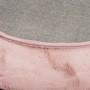 Detailaufnahme: Runder, altrosa Fellteppich von Pergamon, super soft und luxuriös.