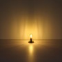 Globo Johanna Tischlampe, schwarz matt, mit E27 Fassung und warmem Lichtschein.