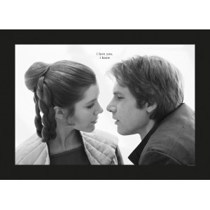 Schwarz-weißes Star Wars Wandbild: Leia & Han im ikonischen "Ich liebe dich"-Moment.
