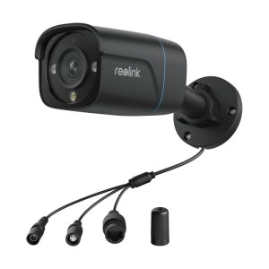 Reolink P330 Überwachungskamera, 4K UHD PoE Kamera in Schwarz mit Zubehör.