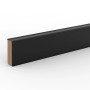 Schwarze Döllken Kernsockelleiste Cubu Flex Life 40, 2,5 m, aus Holzfaserkern mit Polymerummantelung.