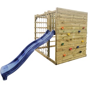 Spielturm Cubic Sigma aus FSC®-Kiefernholz mit Rutsche, Kletterwand und Seilwand.