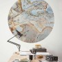 Selbstklebende, runde Komar Vlies Fototapete Marble Sphere (Ø 125 cm) mit Marmor-Optik.
