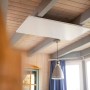 Könighaus Infrarotheizung M-Serie Deckenheizung (360 W) an Holzdecke montiert.
