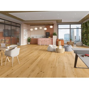 Verlegtes, matt lackiertes Parador Parkett Trendtime 4 Rustikal Eiche Lugana Natur im modernen Wohnraum.