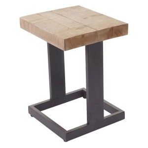 MCW Sitzhocker A15 aus Tannenholz mit schwarzem Eisengestell im Industrie Design.