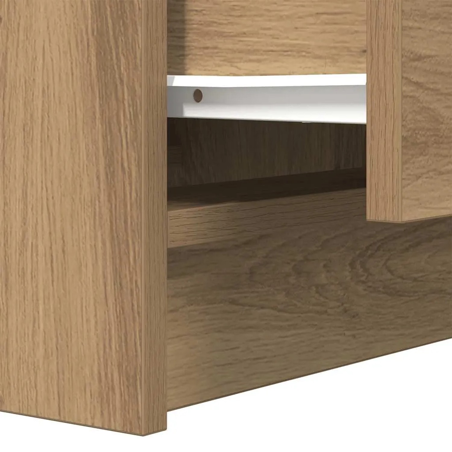 Detail des Nachttisches Artisan-Eiche. Zeigt Holzoptik, eine Schublade mit weißer Führung und den Holzwerkstoff.